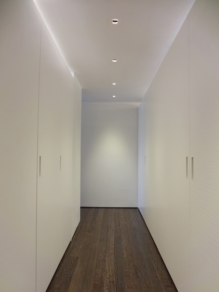 Press kit | 3082-01 - Press release | S Residence - YUUKI KITADA ARCHITECT - Residential Interior Design - Walk&nbsp;In Closet - Photo credit: Yuuki Kitada