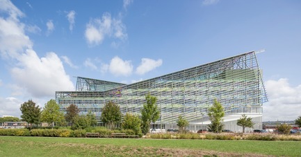 Dossier de presse | 1799-01 - Communiqué de presse | Siège de la Métropole Rouen Normandie - Jacques Ferrier Architecture - Architecture institutionnelle - Siège de la Métropole Rouen Normandie - Crédit photo : Luc Boegly