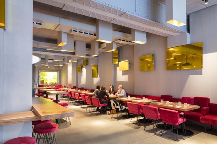 Dossier de presse | 2274-03 - Communiqué de presse | Wein&Co - BEHF Architects - Architecture commerciale -   Restaurant   - Crédit photo : Markus Kaiser