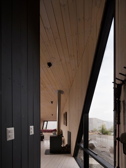 Dossier de presse | 3093-01 - Communiqué de presse | Mountaineer's Refuge - Gonzalo Iturriaga Arquitectos - Architecture résidentielle - Crédit photo : Federico Cairoli