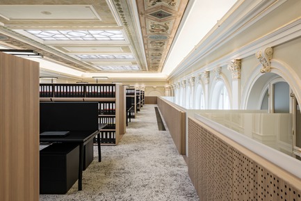 Dossier de presse | 2274-02 - Communiqué de presse | Telegraf 7 - BEHF Architects - Architecture commerciale -  Open space office above <br> - Crédit photo : Hertha Hurnaus
