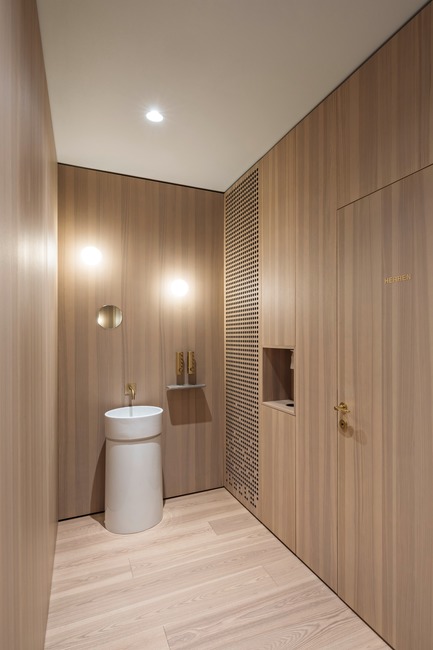 Dossier de presse | 2274-02 - Communiqué de presse | Telegraf 7 - BEHF Architects - Architecture commerciale -  Rest room  - Crédit photo : Hertha Hurnaus