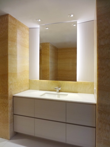 Press kit | 3082-01 - Press release | S Residence - YUUKI KITADA ARCHITECT - Residential Interior Design - Guest Bathroom - Photo credit: Yuuki Kitada