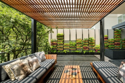 Dossier de presse | 3079-01 - Communiqué de presse | Villa Jardín,a Dialog Between the Constructed Building and its Environment - ASP Arquitectura Sergio Portillo - Architecture résidentielle - Crédit photo : Rafael Gamo