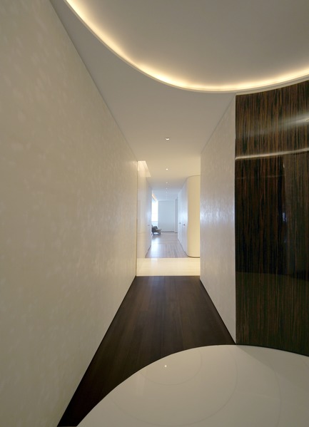 Press kit | 3082-01 - Press release | S Residence - YUUKI KITADA ARCHITECT - Residential Interior Design - Hall way - Photo credit: Yuuki Kitada