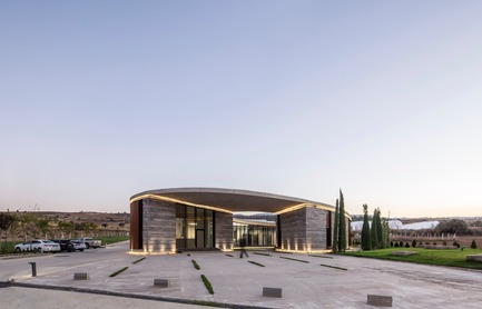 Press kit | 661-42 - Press release | World Architecture Festival 2017 - Day One Winners of International Architecture Awards Announced - World Architecture Festival (WAF) - Competition - Slash Architects and Arkizon Architects_The Farm of 38-30 - Photo credit: Completed Buildings Production Energy &amp; Recycling