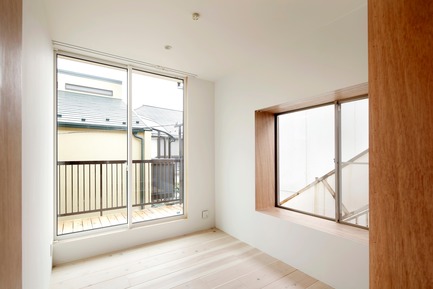 Dossier de presse | 3116-01 - Communiqué de presse | House for Four Generations - tomomi kito architect & associates - Design d’intérieur résidentiel - 2F private space - Crédit photo : satoshi shigeta