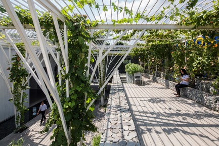 Press kit | 661-43 - Press release | World Architecture Festival 2017 – Day Two Winners Announced in Berlin - World Architecture Festival (WAF) - Competition - Cong Sinh Architects_Vegetable Trellis - Photo credit: Completed Buildings Hotel &amp; Leisure