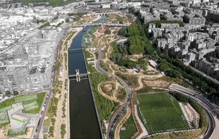 Dossier de presse | 3076-01 - Communiqué de presse | Madrid Rio. Une nouvelle écologie urbaine - Burgos & Garrido; Porras La Casta; Rubio & A-Sala et West 8 [Ginés Garrido, directeur du projet] - Architecture de paysage - Vue aérienne - Crédit photo : Auteurs du projet