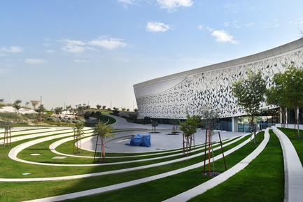 Dossier de presse | 3085-01 - Communiqué de presse | Qatar Faculty of Islamic Studies - MYAA - Architecture commerciale - The Garden of Islamic Arts - Crédit photo : MYAA