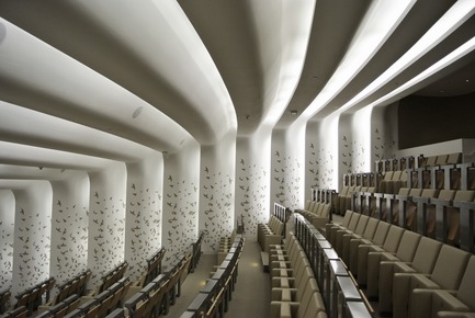 Dossier de presse | 3085-01 - Communiqué de presse | Qatar Faculty of Islamic Studies - MYAA - Architecture commerciale - The Auditorium  - Crédit photo : MYAA