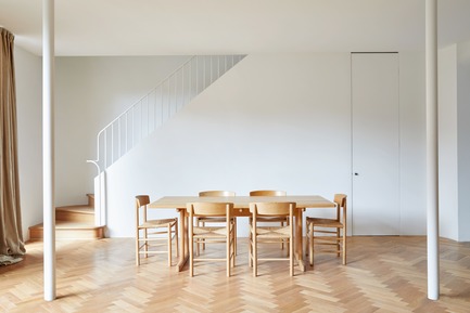 Dossier de presse | 1677-02 - Communiqué de presse | Résidence Villeneuve - Atelier Barda architecture - Design d’intérieur résidentiel - Crédit photo : Maxime Desbiens
