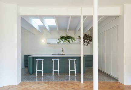 Dossier de presse | 1677-02 - Communiqué de presse | Résidence Villeneuve - Atelier Barda architecture - Design d’intérieur résidentiel - Crédit photo : Maxime Desbiens