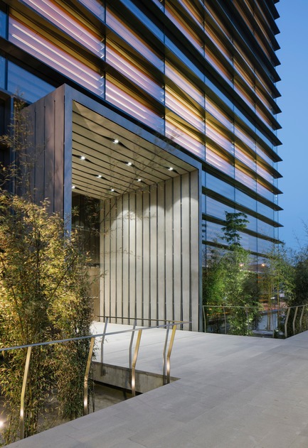 Press kit | 2693-02 - Press release | Ankara Office Tower - Anmahian Winton Architects - Commercial Architecture - Photo credit: Florian Holzherr