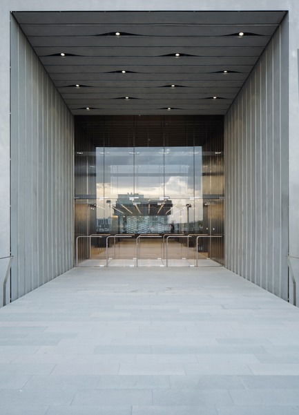 Press kit | 2693-02 - Press release | Ankara Office Tower - Anmahian Winton Architects - Commercial Architecture - Photo credit: Florian Holzherr