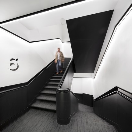 Press kit | 1303-05 - Press release | Electronic Arts - Sid Lee Architecture - Commercial Interior Design - Staircases - Photo credit: Stéphane Brügger