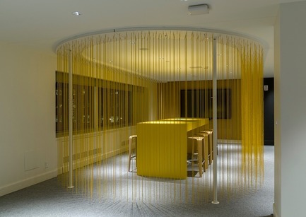 Dossier de presse | 1969-04 - Communiqué de presse | Fairmont Le Reine Elizabeth dévoile sa nouvelle collection d'oeuvres d'art - plus de 123 œuvres de 37 artistes contemporains - Fairmont Le Reine Elizabeth, MASSIVart Collection, et Sid Lee Architecture - Art - AXEL COHEN, Sans titre, 2017, Techniques mixtes <br><br> - Crédit photo : Guy L'Heureux