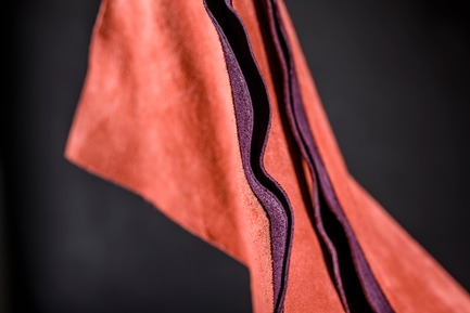Press kit | 2350-02 - Press release | Elena Vandelli Ηandcrafted Design - Elena Vandelli, Architect and Designer - Fashion Design -  Red Leather L+X Bag, detail of materials  - Photo credit: @ George Messaritakis