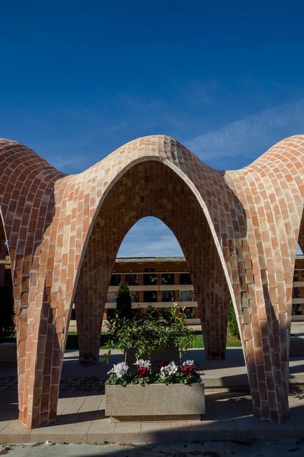 Press kit | 3109-01 - Press release | Mortuary Chapel for the Soriano-Manzanet Family - Vegas&Mileto - Art - Partial view of the mortuary chapel - Photo credit: Vegas&amp;Mileto