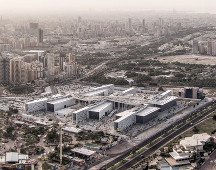 Dossier de presse | 3073-01 - Communiqué de presse | Sheikh Abdullah Al Salem Cultural Centre - SSH - Architecture institutionnelle - Sheikh Abdullah Al Salem Cultural Centre&nbsp;Aerial Shot 2 - Crédit photo : SSH