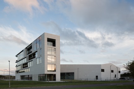 Press kit | 2847-01 - Press release | Beaufort Maritime and Energy Research Laboratory - McCullough Mulvin Architects - Institutional Architecture - Photo credit: Christian Richters