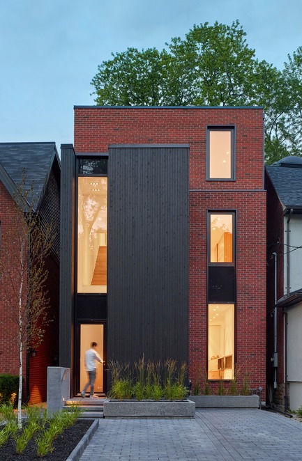 Dossier de presse | 1728-02 - Communiqué de presse | Summerhill House - Akb Architects - Architecture résidentielle - Crédit photo : Shai Gil