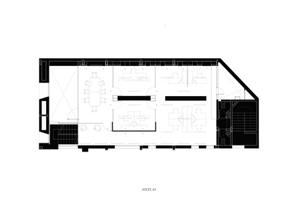 Dossier de presse | 3137-01 - Communiqué de presse | Prinzi - Cotignola, Staricco, Tobler - Architecture commerciale - Cotignola, Staricco, Tobler. Prinzi&nbsp;Bureaux.&nbsp;Plan du premier étage - Crédit photo : Cotignola, Staricco, Tobler