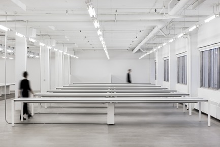 Dossier de presse | 1677-03 - Communiqué de presse | SSENSE - Atelier Barda architecture - Design d’intérieur commercial - Crédit photo : Adrien Williams