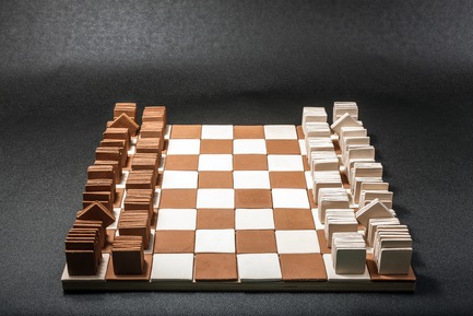 Press kit | 2350-02 - Press release | Elena Vandelli Ηandcrafted Design - Elena Vandelli, Architect and Designer - Fashion Design - Ceramic Chess, board and pieces, overview<br> - Photo credit: @ George Messaritakis 
