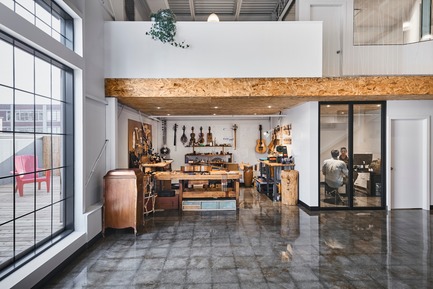 Dossier de presse | 2624-02 - Communiqué de presse | Un nouveau studio de son pour La Hacienda Creative - Newsam Construction + MXMA Architecture & Design - Design d’intérieur commercial - Crédit photo : Annie Fafard