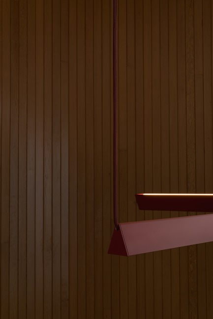 Press kit | 1619-07 - Press release | Lambert & Fils Launches The Mile at IDS - Lambert & Fils - Lighting Design - Mile 01, burgundy. - Photo credit: Arseni Khamzin