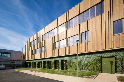 Dossier de presse | 3181-03 - Communiqué de presse | La Maison des Sports à Bezons - agence ENGASSER & associés - Architecture institutionnelle - Crédit photo :   Mathieu Ducros-Opictures  