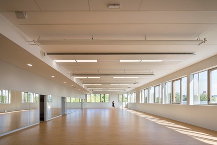 Dossier de presse | 3181-03 - Communiqué de presse | La Maison des Sports à Bezons - agence ENGASSER & associés - Architecture institutionnelle - Crédit photo :   Mathieu Ducros-Opictures  