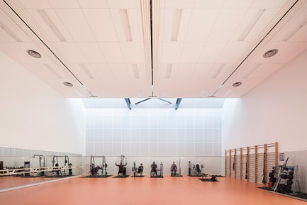 Dossier de presse | 3181-01 - Communiqué de presse | Gymnase du lycée Louis de Cormontaigne à Metz - agence ENGASSER & associés - Architecture institutionnelle - Crédit photo : ©Mathieu Ducros