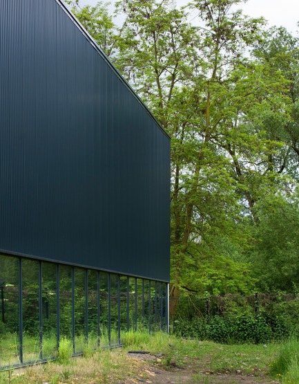 Dossier de presse | 3181-01 - Communiqué de presse | Gymnase du lycée Louis de Cormontaigne à Metz - agence ENGASSER & associés - Architecture institutionnelle - Crédit photo : ©Mathieu Ducros