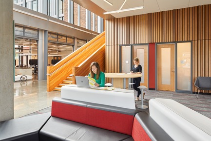 Press kit | 3178-01 - Press release | WSU University Center Expands Higher Education in North Puget Sound Region - SRG Partnership, Inc. - Institutional Architecture - Photo credit: Copyright 2017 Benjamin Benschneider All Rights Reserved
