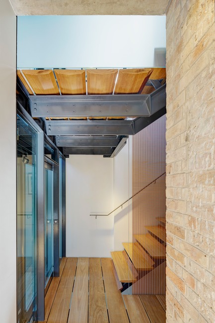 Dossier de presse | 3004-01 - Communiqué de presse | Maybanke - AJ+C - Architecture résidentielle - “Every tread is hand crafted so the staircase almost feels like a piece of jewellery inserted into the space” <br><br>- Jim Koopman, Design Director for Maybanke<br> - Crédit photo : Michael Nicholson<br>