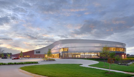 Press kit | 1456-01 - Press release | Maryland Heights Community Recreation Center - CannonDesign - Commercial Architecture - Maryland Heights Community Recreation Center - Photo credit: Gayle Babcock