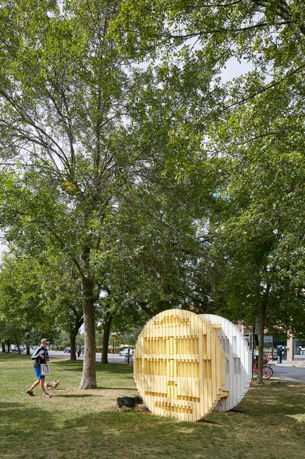 Press kit | 1102-04 - Press release | 9 Unusual Moments - Architecturama - Landscape Architecture -   6 — BLANK PAGE<br>Two ephemeral urban furniture that serves as creation and meeting spaces between artists and residents<br><br>Official programming for the 375th anniversary of Montreal<br>---<br>location :&nbsp;Montreal (Qc) 2017<br>client :&nbsp;Regroupement Arts+Culture Rosemont&nbsp;–&nbsp;La Petite-Patrie<br>   - Photo credit: James Brittain Photography