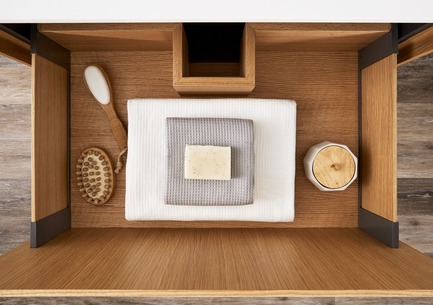 Press kit | 2342-02 - Press release | Introducing Déco Collection - WETSTYLE - Product -  Déco drawer interiors. Wood fnish: Oak natural.&nbsp;  - Photo credit: WETSTYLE
