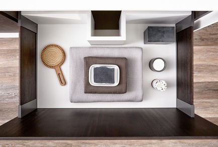 Press kit | 2342-02 - Press release | Introducing Déco Collection - WETSTYLE - Product -  Déco drawer interiors. Wood fnish: Torrified Eucalyptus and Matte Lacquer White.&nbsp;  - Photo credit: WETSTYLE