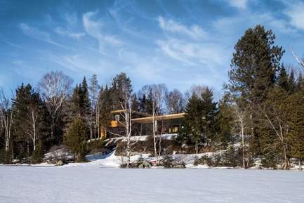 Dossier de presse | 720-10 - Communiqué de presse | L'aile de bois - yh2 - Architecture résidentielle - Crédit photo : David Marien-Landry&nbsp;