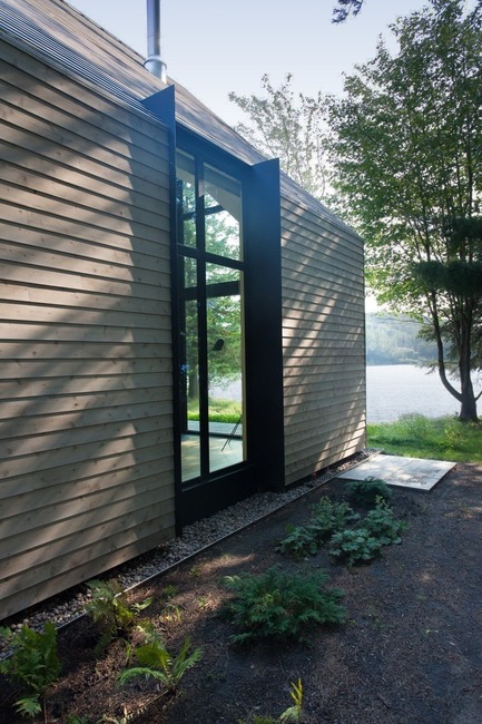 Dossier de presse | 720-11 - Communiqué de presse | Fenêtre sur le Lac - yh2 - Architecture résidentielle - Crédit photo : Francis Pelletier