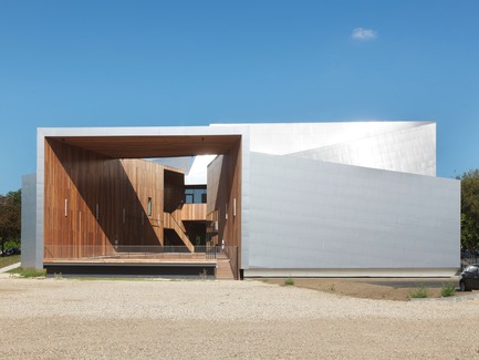 Dossier de presse | 972-04 - Communiqué de presse | Scène de musiques actuelles - Hérault Arnod architectures - Architecture institutionnelle -  *Nouvelle image*  - Crédit photo : André Morin