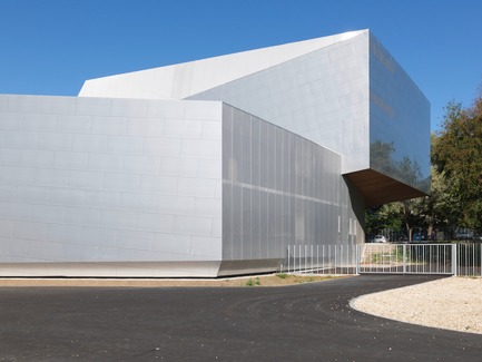 Dossier de presse | 972-04 - Communiqué de presse | Scène de musiques actuelles - Hérault Arnod architectures - Architecture institutionnelle - *Nouvelle image* - Crédit photo : André Morin