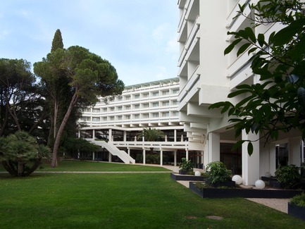 Dossier de presse | 3141-01 - Communiqué de presse | Forest of Eden - SofijaSilvia - Art - Hotel Eden, Rovinj, Croatia - Crédit photo : SofijaSilvia