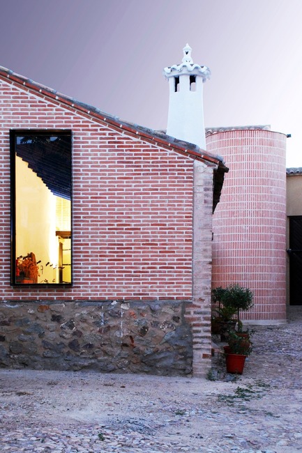 Dossier de presse | 3144-01 - Communiqué de presse | Redevelopment of a Former Hayloft - OOIIO Architecture - Architecture résidentielle - Crédit photo : OOIIO Arquitectura, josefotoinmo