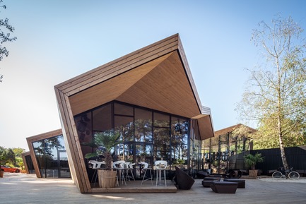 Dossier de presse | 1018-06 - Communiqué de presse | METAFORM Architects Opens Subsidiary in Dubai - Metaform architects - Évènement + Exposition -  Boos Beach Club Restaurant  - Crédit photo : Steve Troes Fotodesign