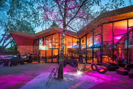 Dossier de presse | 1018-06 - Communiqué de presse | METAFORM Architects Opens Subsidiary in Dubai - Metaform architects - Évènement + Exposition - Boos Beach Club Restaurant - Crédit photo : Steve Troes Fotodesign