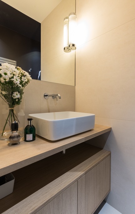 Press kit | 2180-02 - Press release | Mansion "L’hôtel de Bethmann" - Martins | Afonso atelier de design - Residential Interior Design -  Bathroom  - Photo credit: Mickaël Martins Afonso